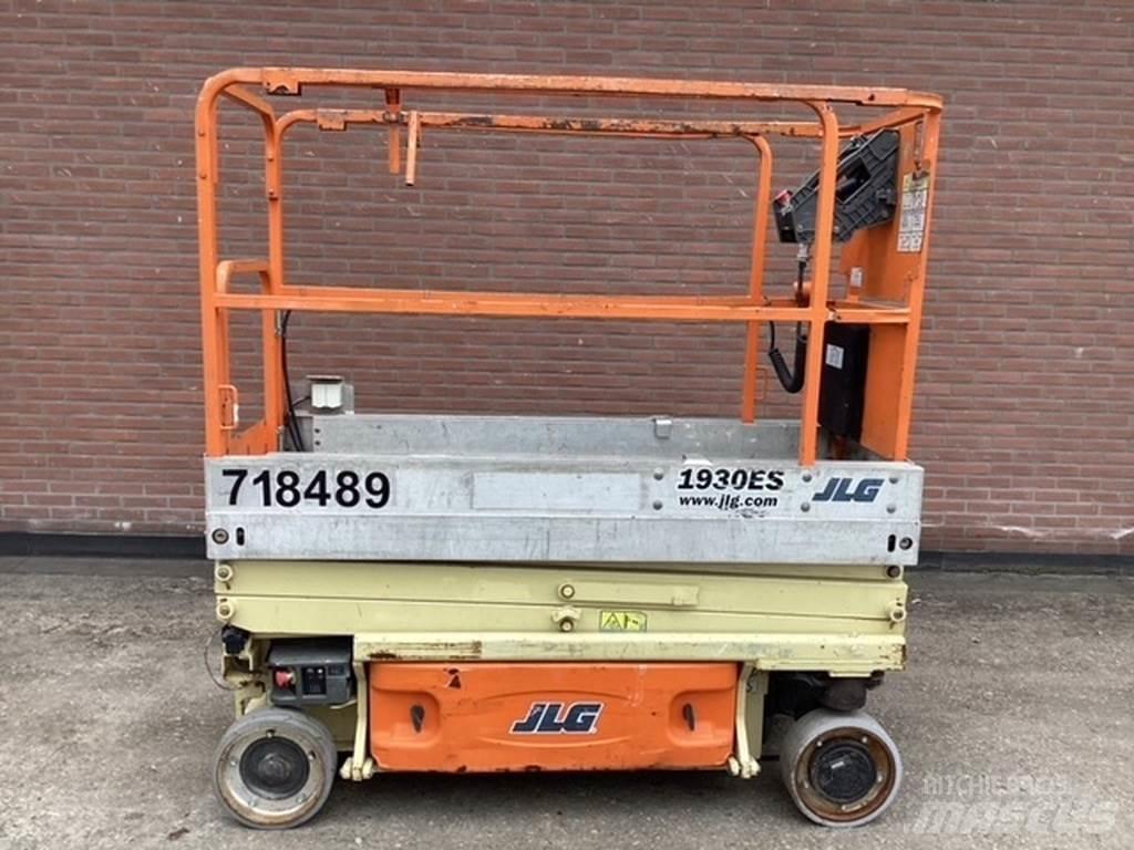 JLG 1930es Scheren-Arbeitsbühnen