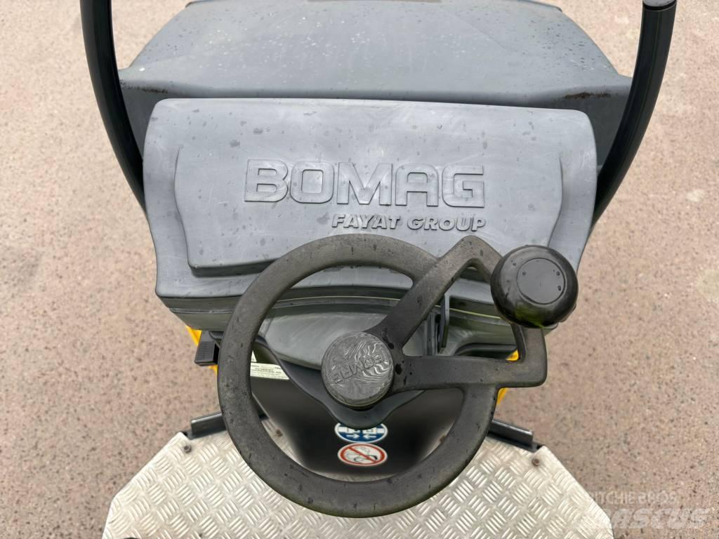 Bomag BW120AD-5 Tandemwalzen