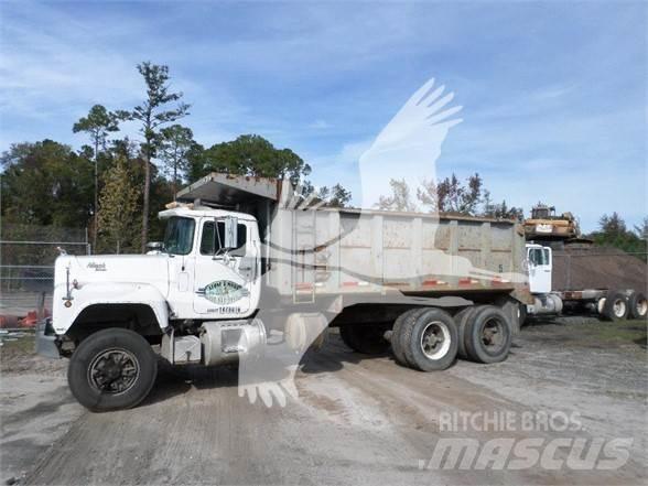 Mack DM600 Sonstige Baumaschinen