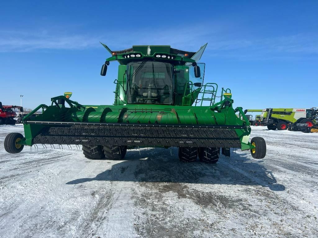 John Deere S780 Mähdrescher