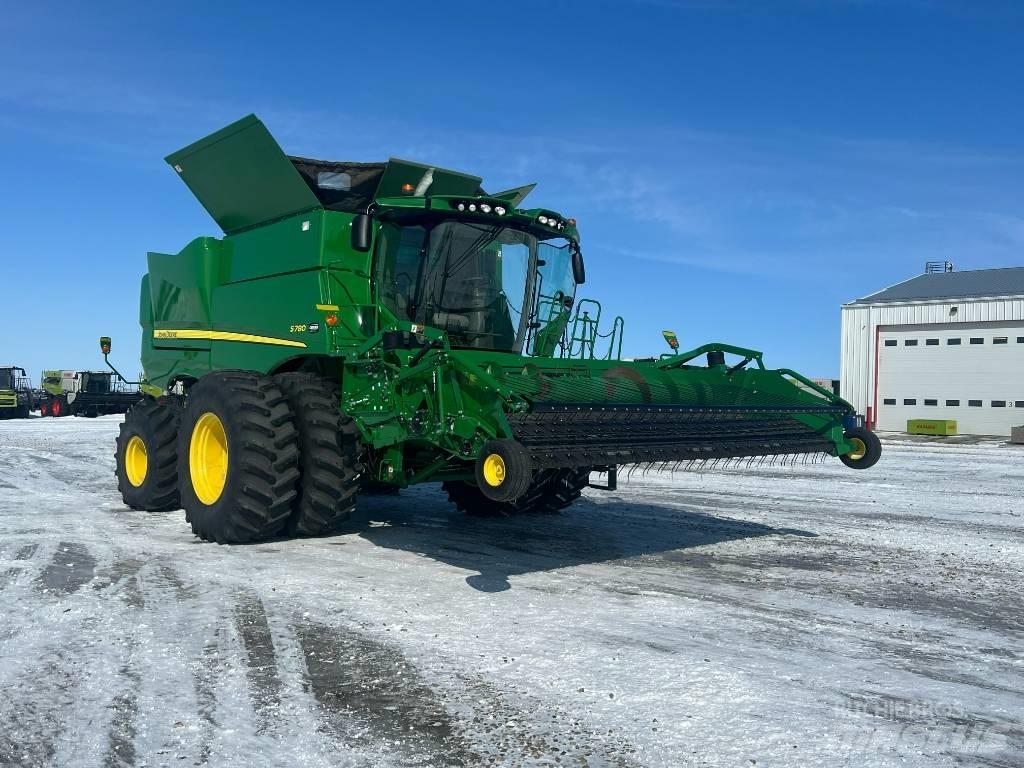 John Deere S780 Mähdrescher
