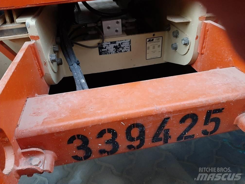 JLG 3394RT Scheren-Arbeitsbühnen