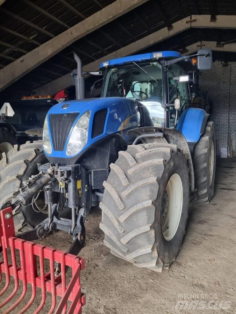 New Holland T 7060 Traktoren