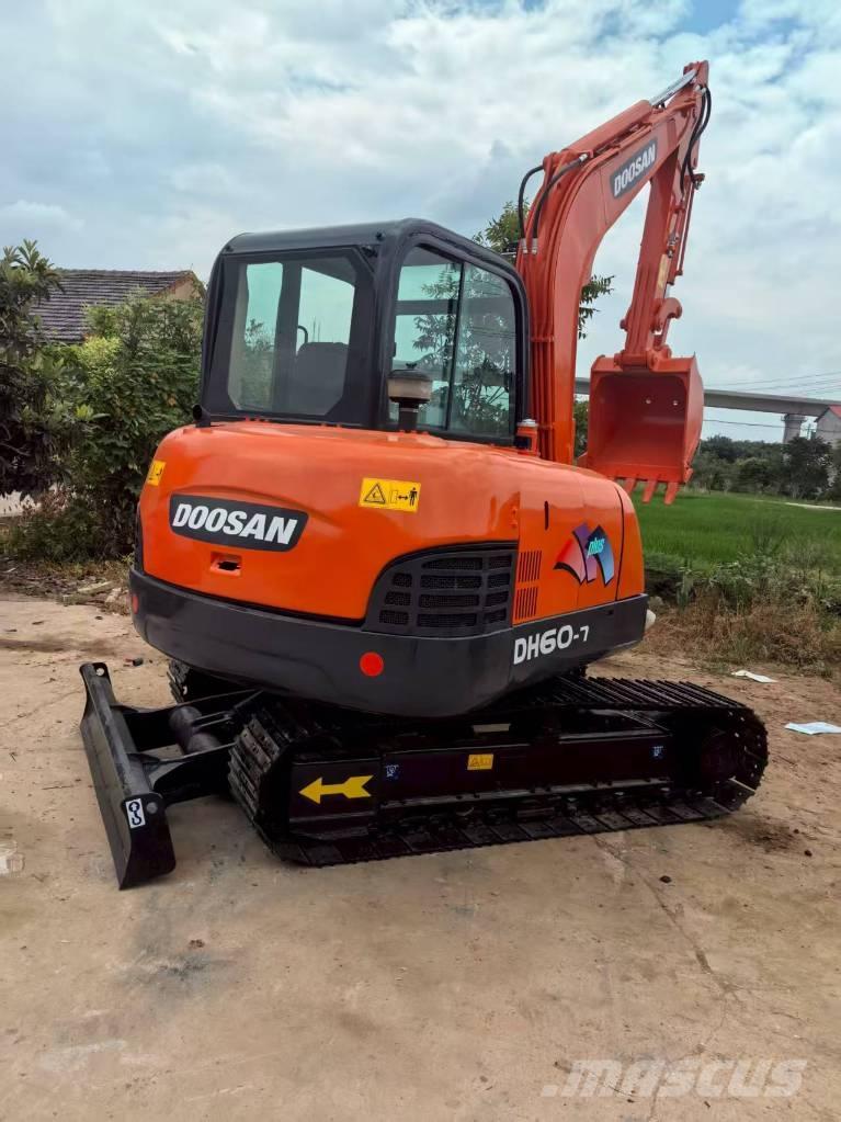 Doosan DH 60 Minibagger < 7t