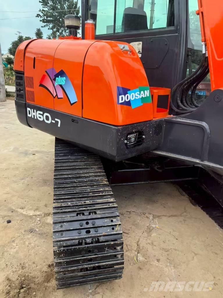 Doosan DH 60 Minibagger < 7t