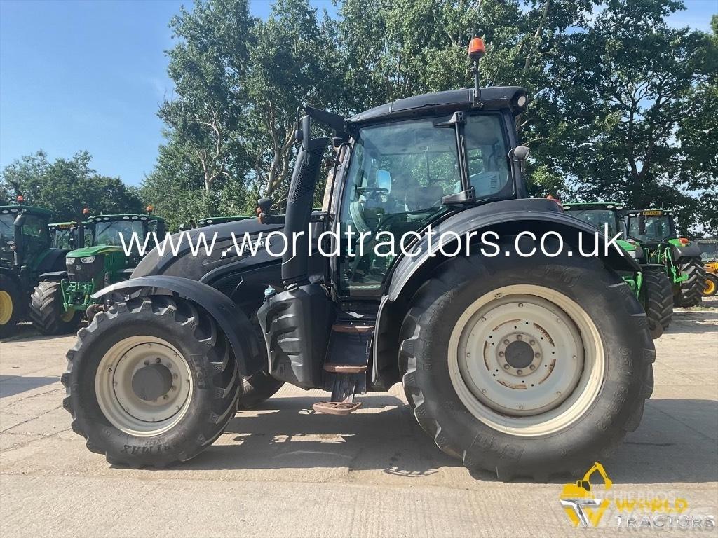 Valtra T 234 Traktoren