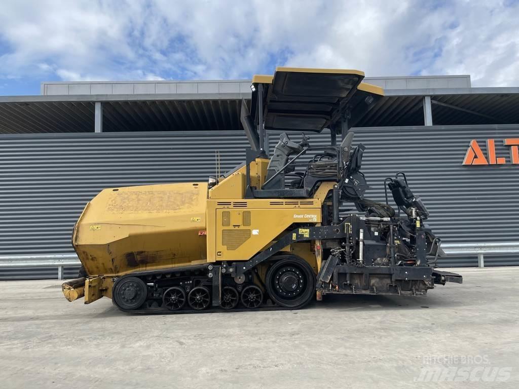 CAT AP555F Strassenfertiger