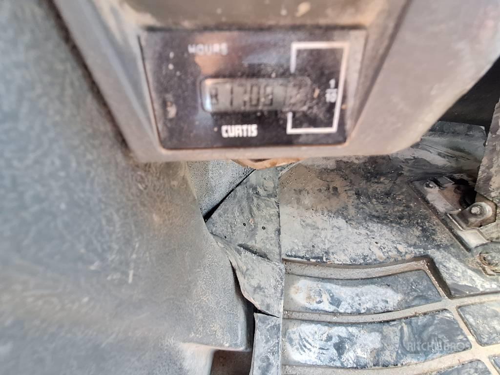 Doosan DL 300 Radlader