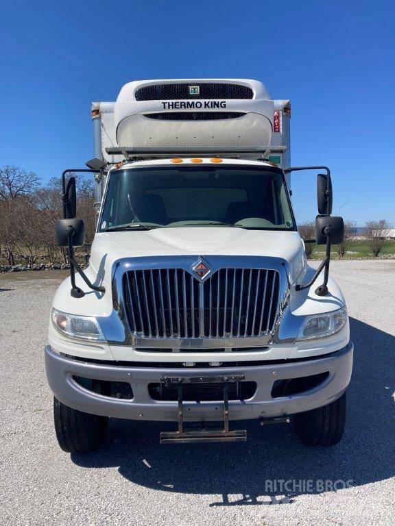 International 4300 Kofferaufbau