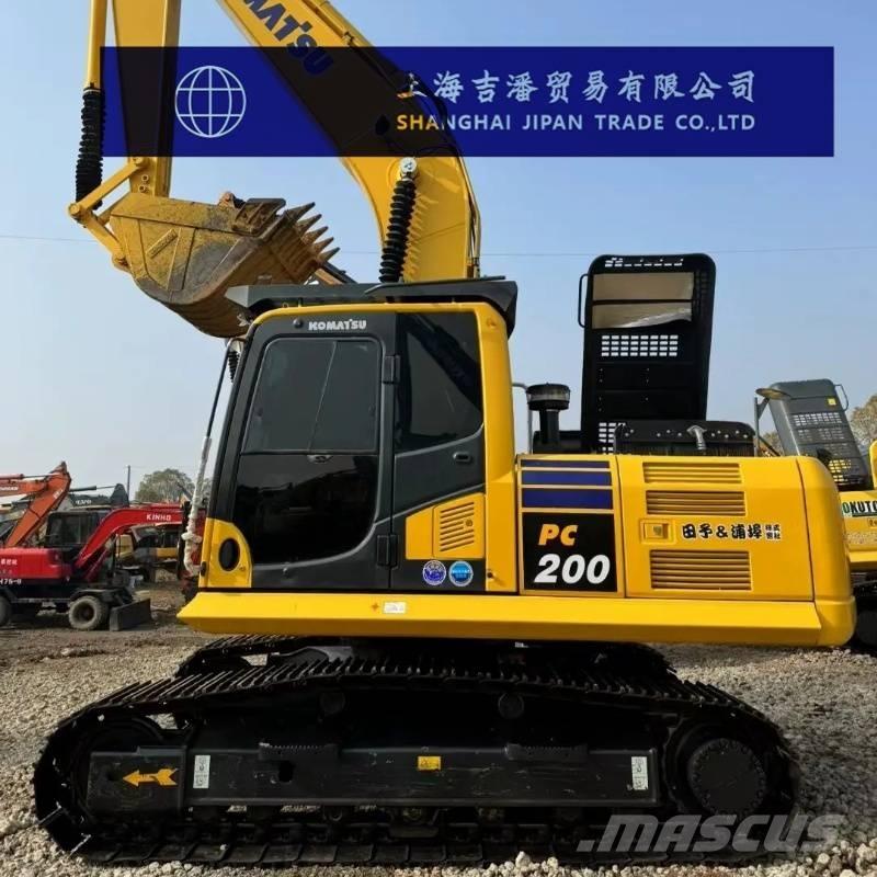 Komatsu PC 200-8 Raupenbagger