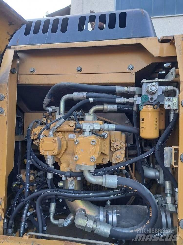 CAT 319 C LN Raupenbagger
