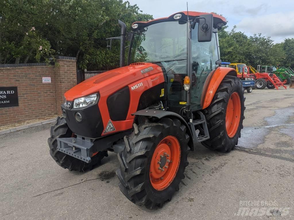 Kubota M 5-111 Traktoren