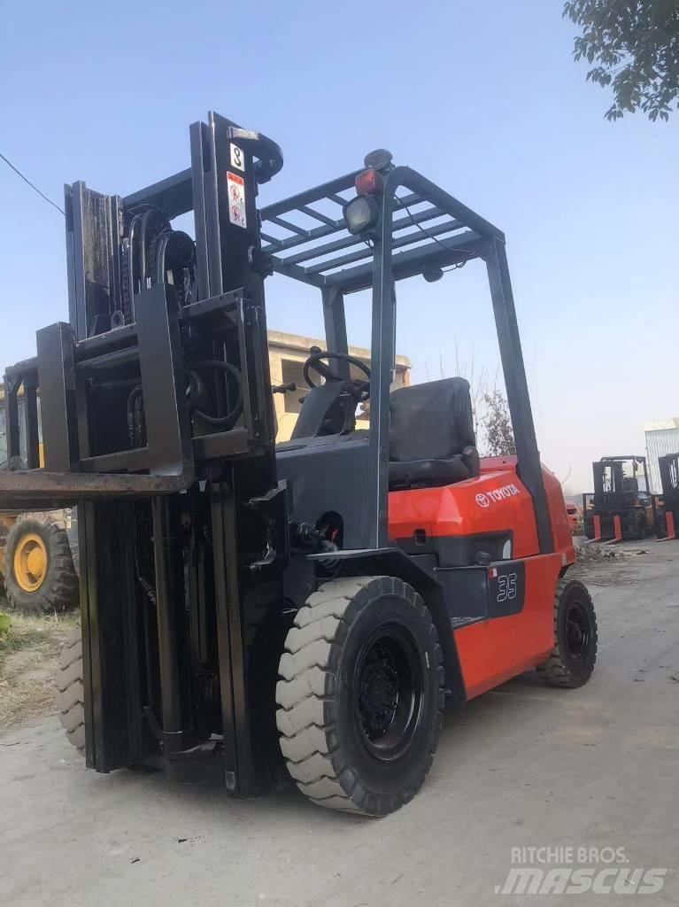 Toyota FD 35 Diesel heftrucks