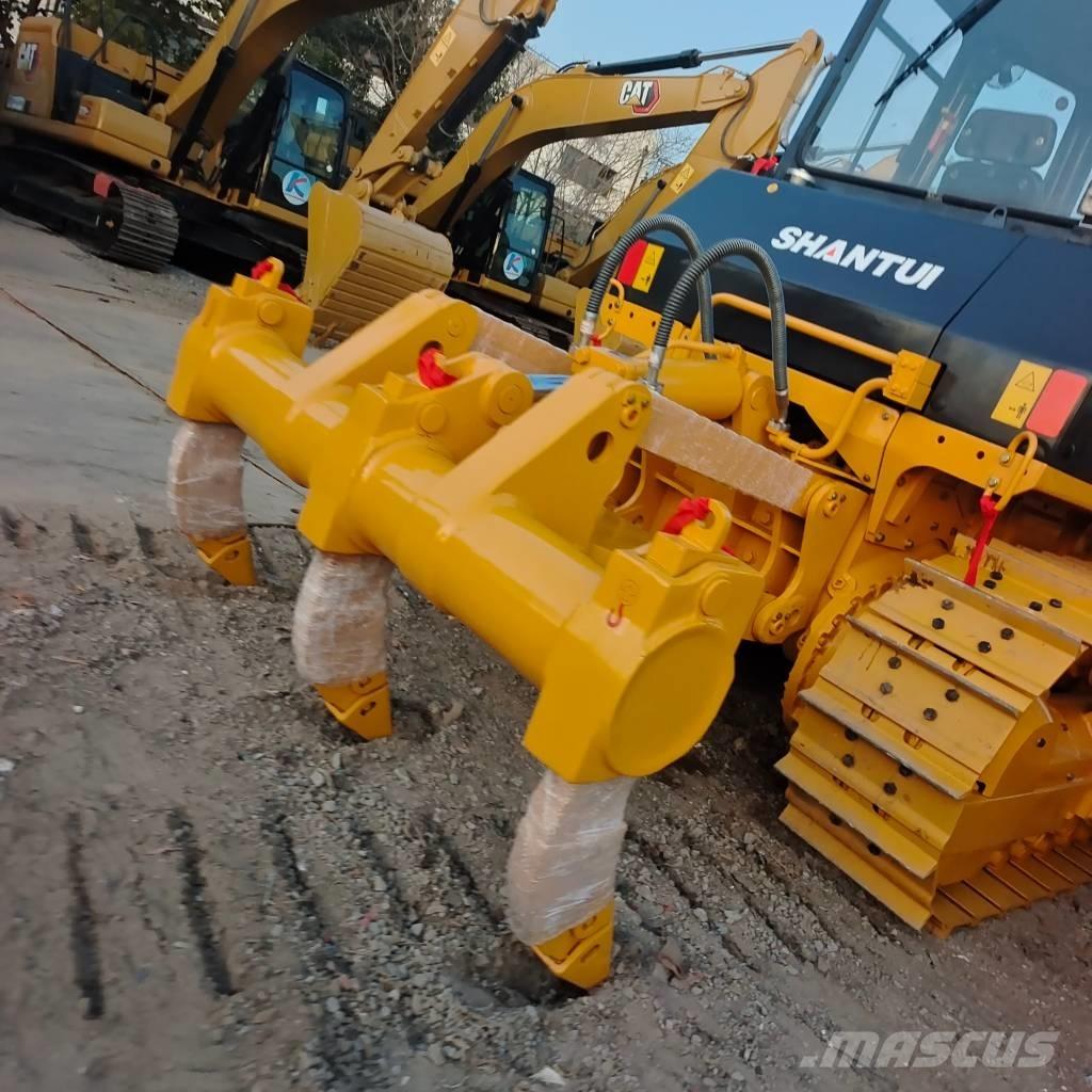 Shantui SD 16 Bulldozer