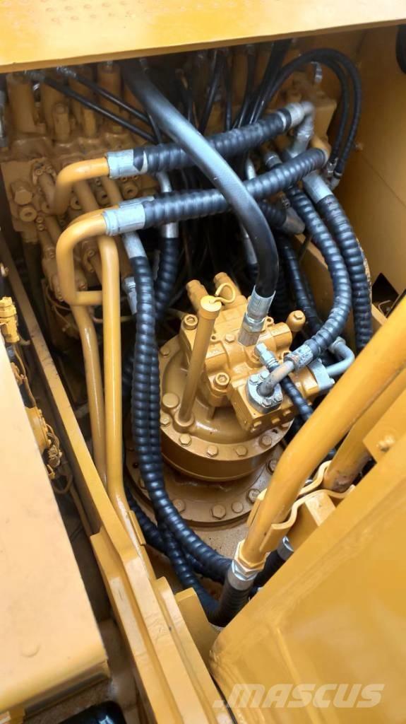 CAT 320D2 Raupenbagger