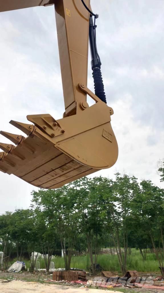 CAT 320D2 Raupenbagger