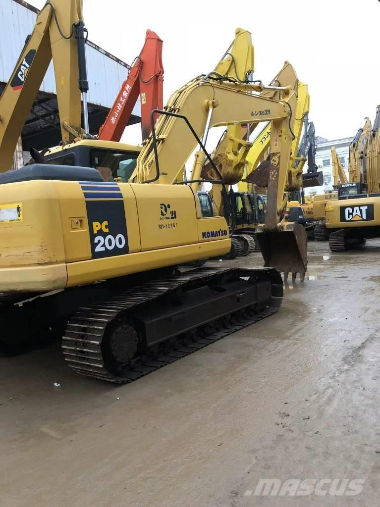 Komatsu 200-7 Raupenbagger