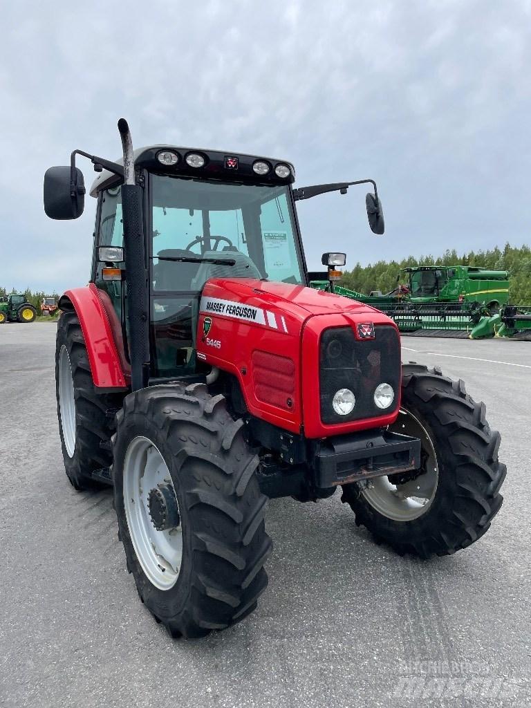 Massey Ferguson 5445 Traktoren