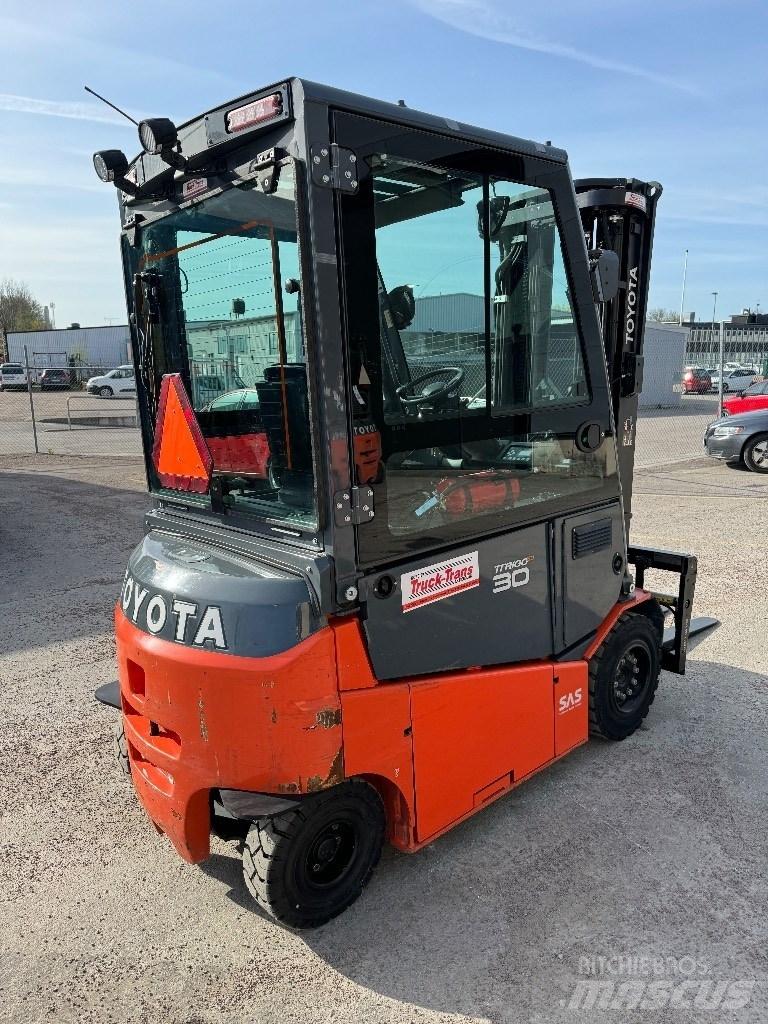 Toyota 8FBMKT30 Elektrische heftrucks