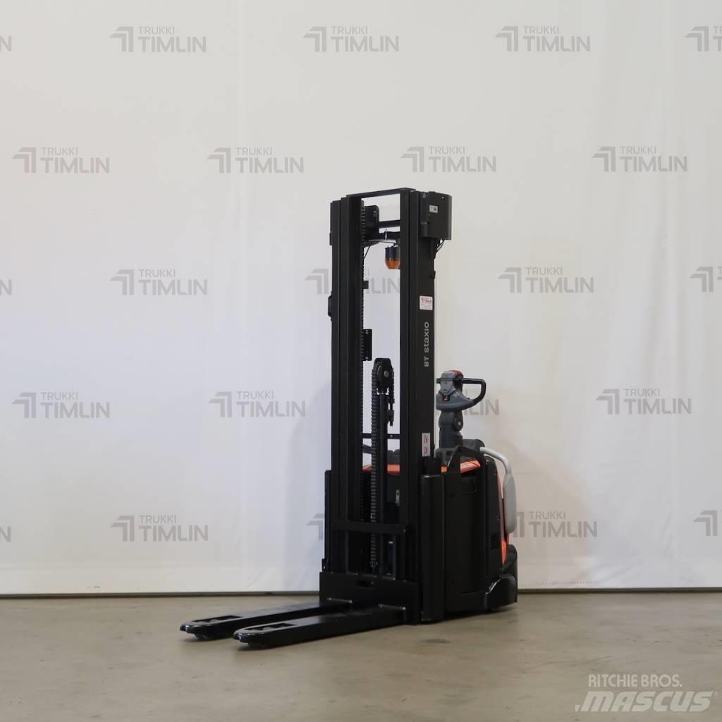 Toyota SPE140L Zelfrijdende stapelaars