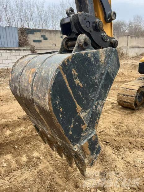 Hyundai 60 W VS Minibagger < 7t