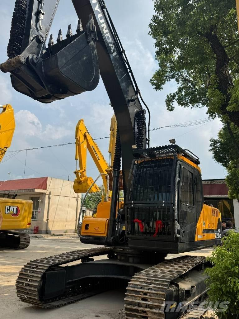 Hyundai HX220HD Raupenbagger