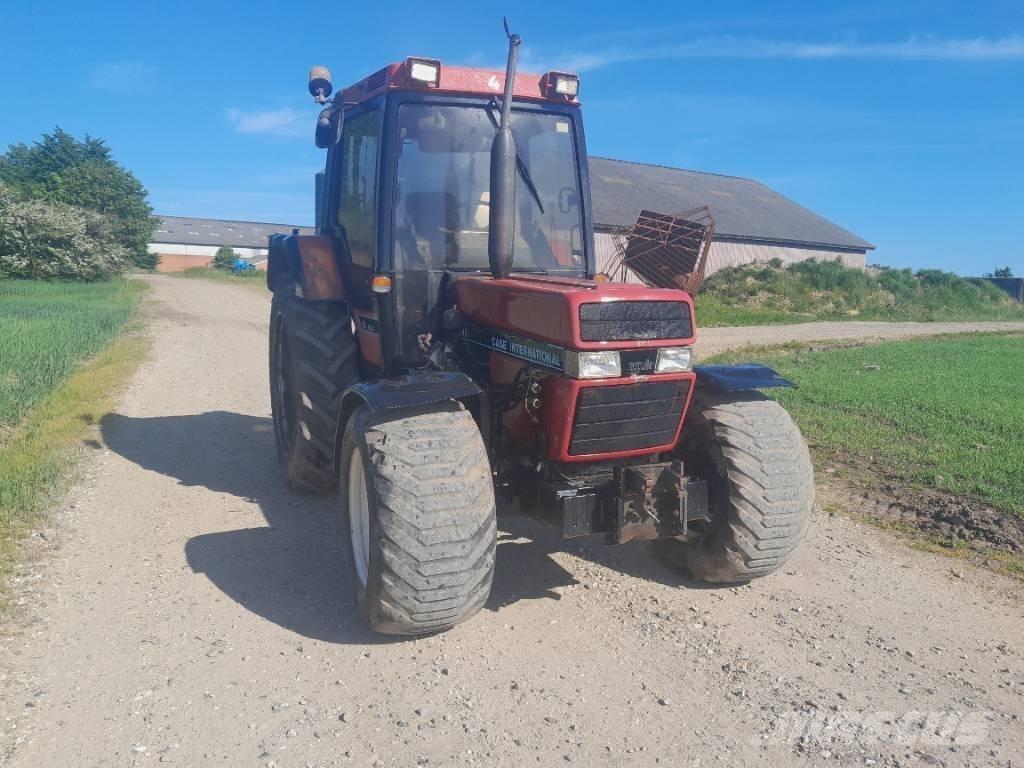 Case IH 845 XLA Plus Traktoren