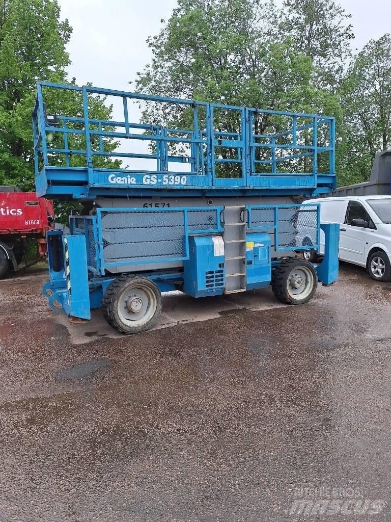 Genie GS 5390 RT Scheren-Arbeitsbühnen