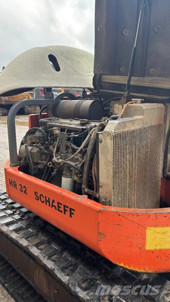 Schaeff HR 32 Midibagger  7t - 12t