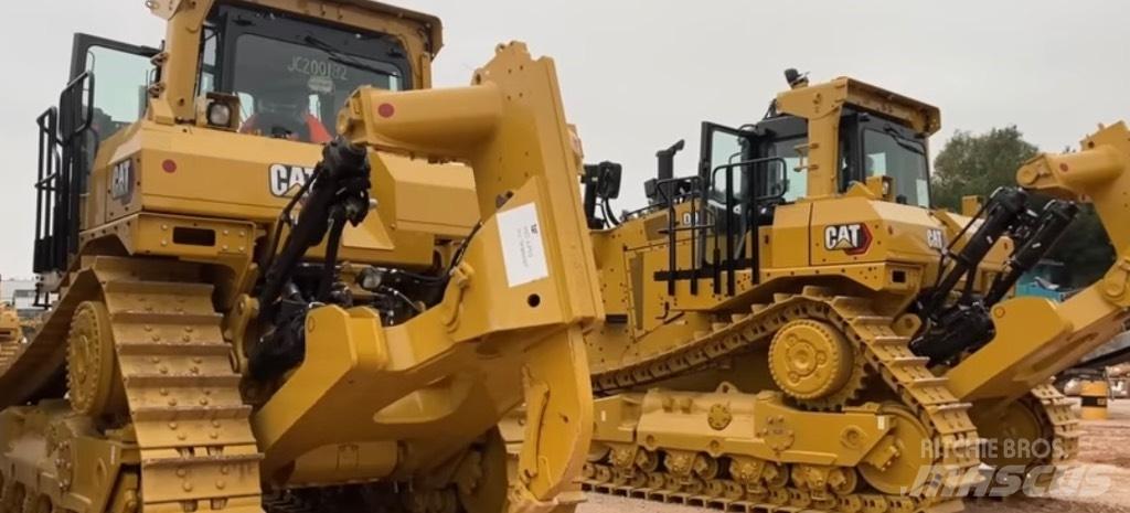 CAT D 10 Bulldozer