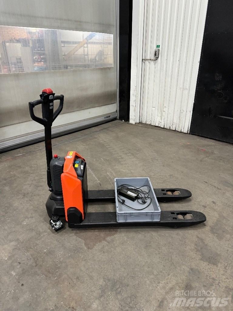 Toyota LHE130 Niedergabelstapler