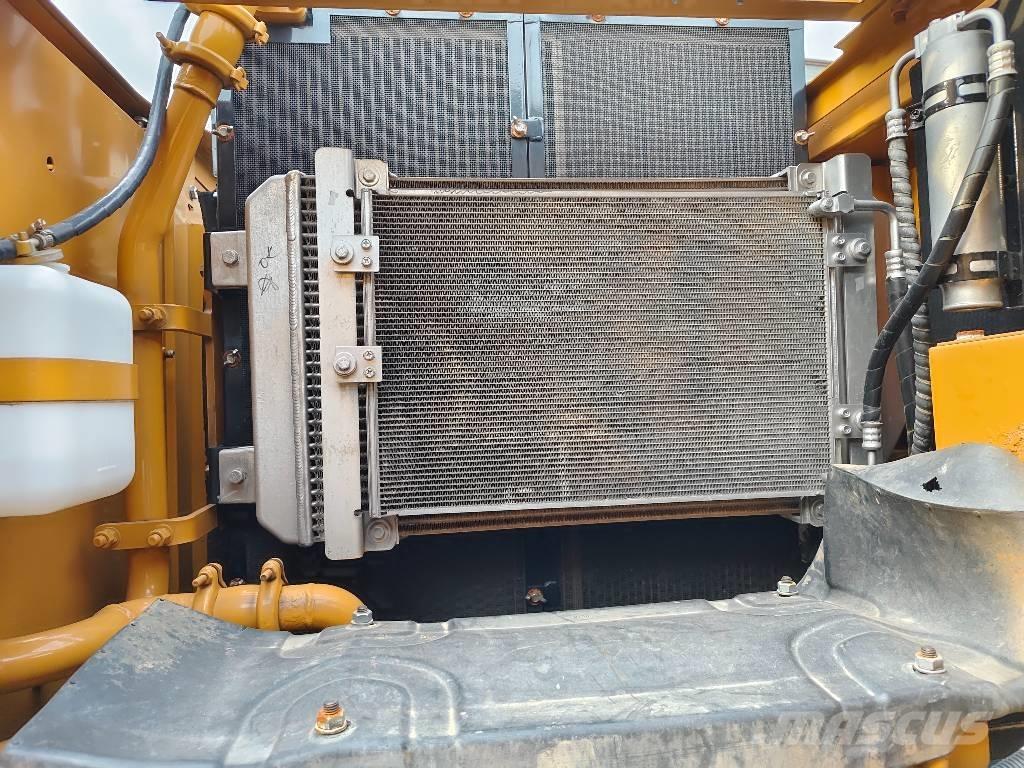 Sany SY 215 C Raupenbagger