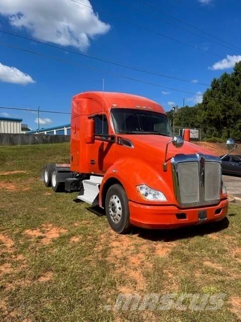 Kenworth T 680 Sattelzugmaschinen