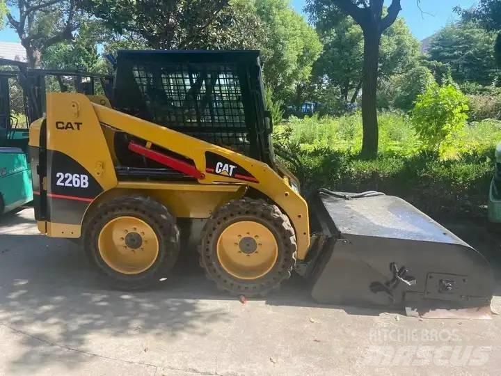 Cata-Dyne 226B Kompaktlader
