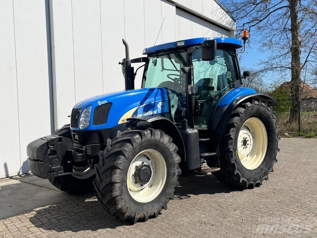 New Holland TS 115 A Traktoren