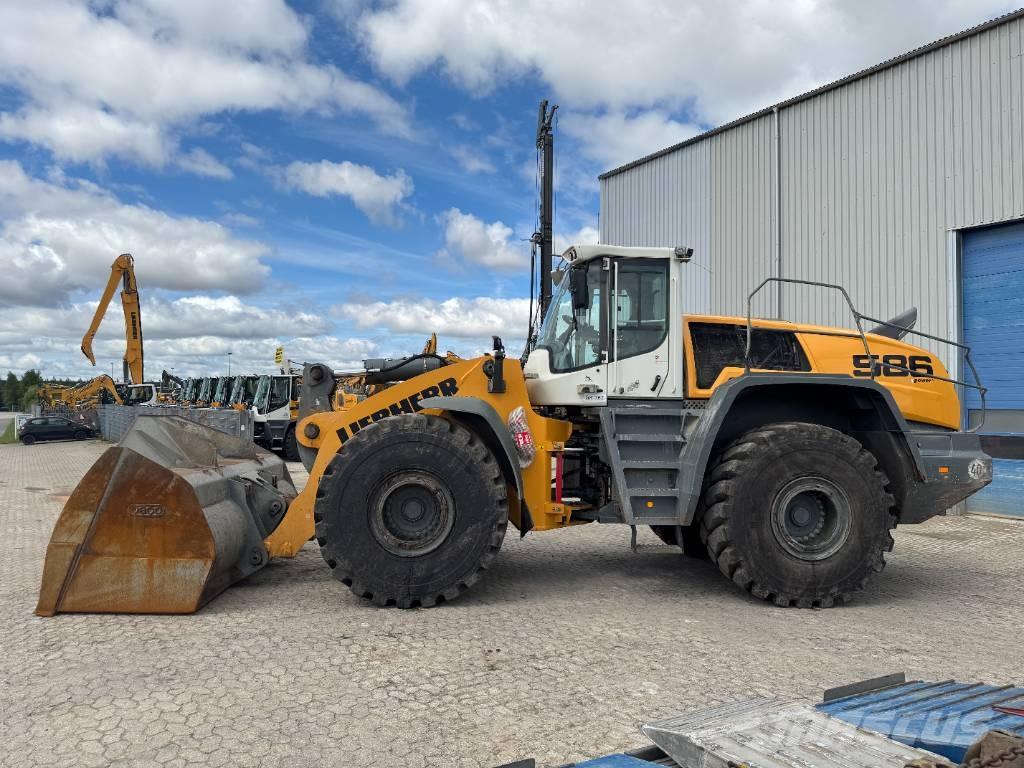 Liebherr L586 Radlader