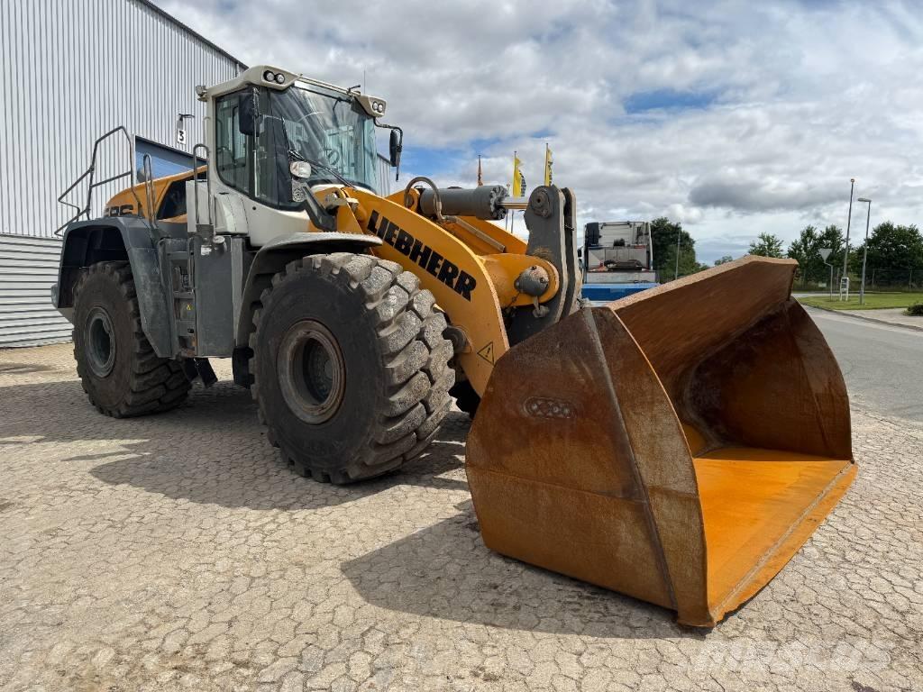 Liebherr L586 Radlader