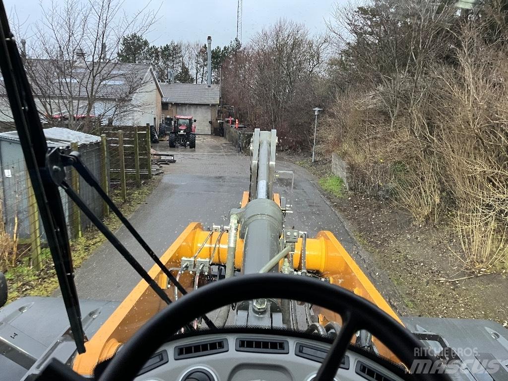CASE 821 G XR Radlader