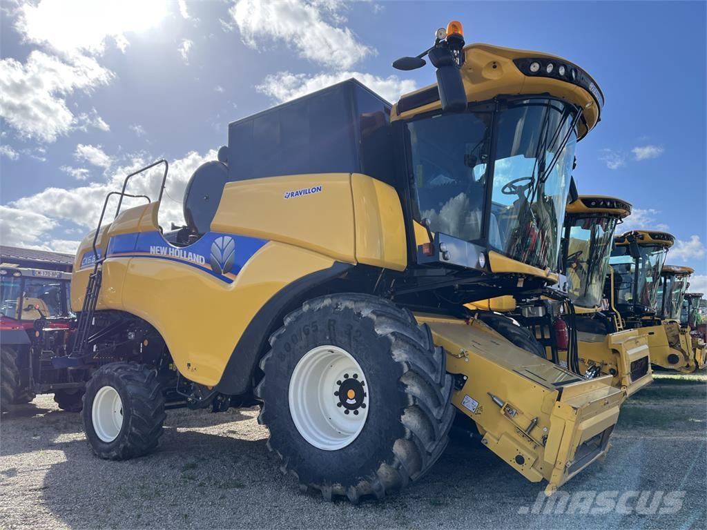 New Holland CX6.80 Mähdrescher