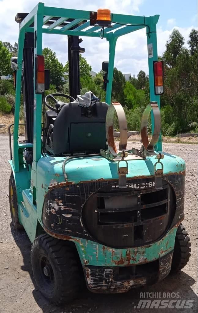 Mitsubishi FG25K LPG heftrucks