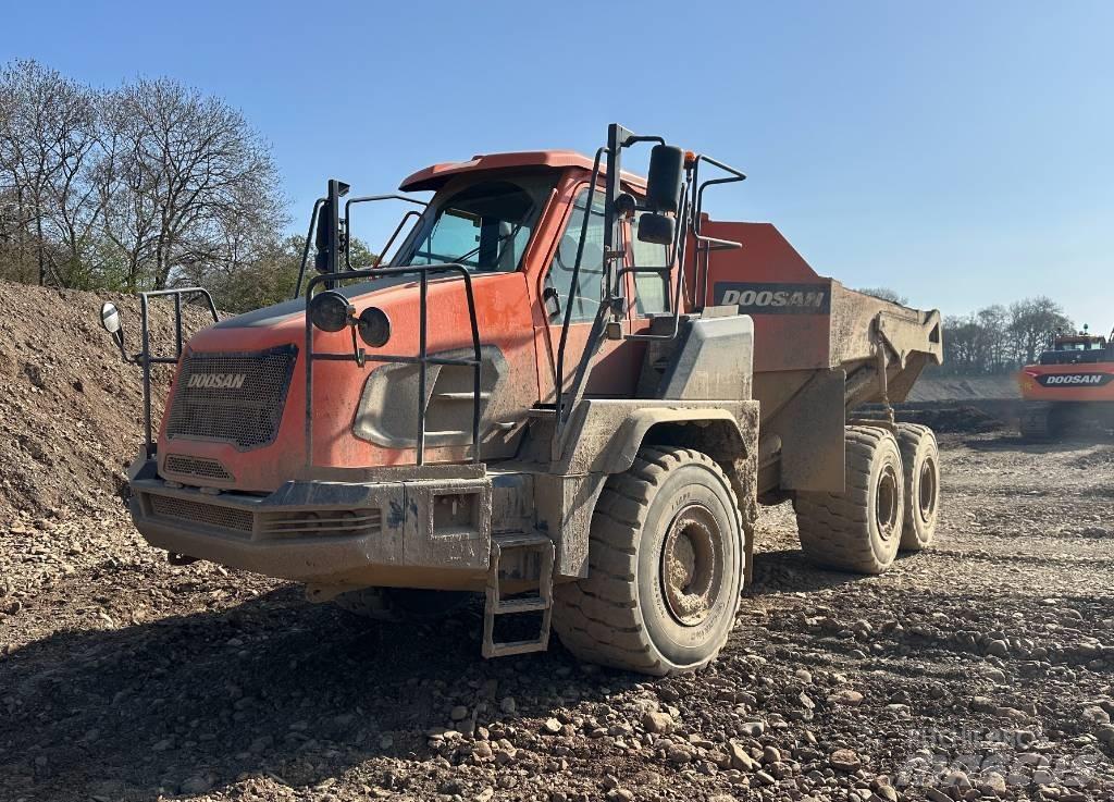 Doosan DA 30 Dumper - Knickgelenk