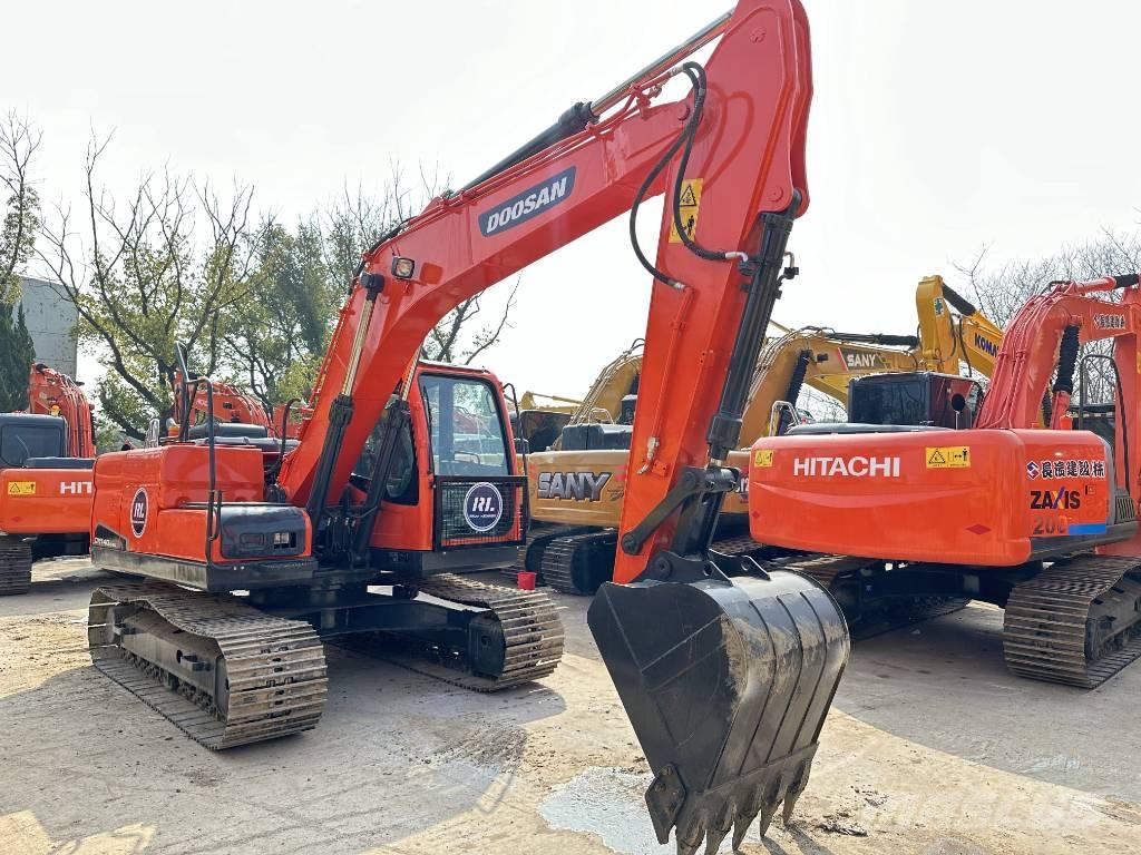 Doosan DX140LC-9C Raupenbagger
