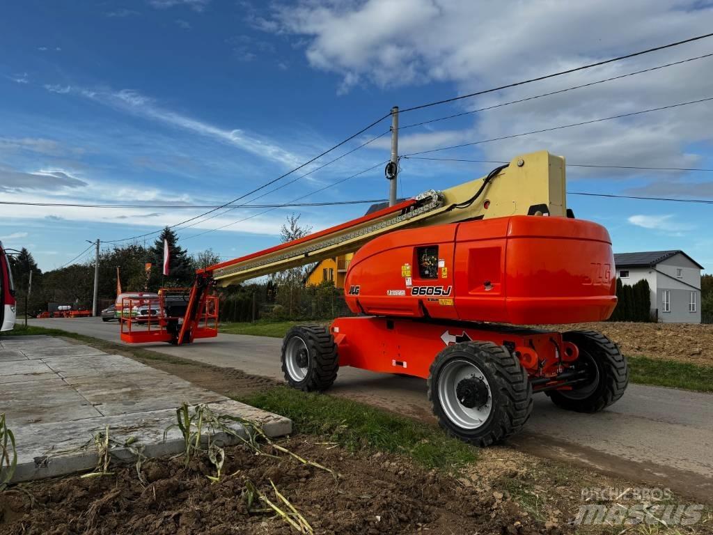 JLG 860 SJ Teleskopbühnen