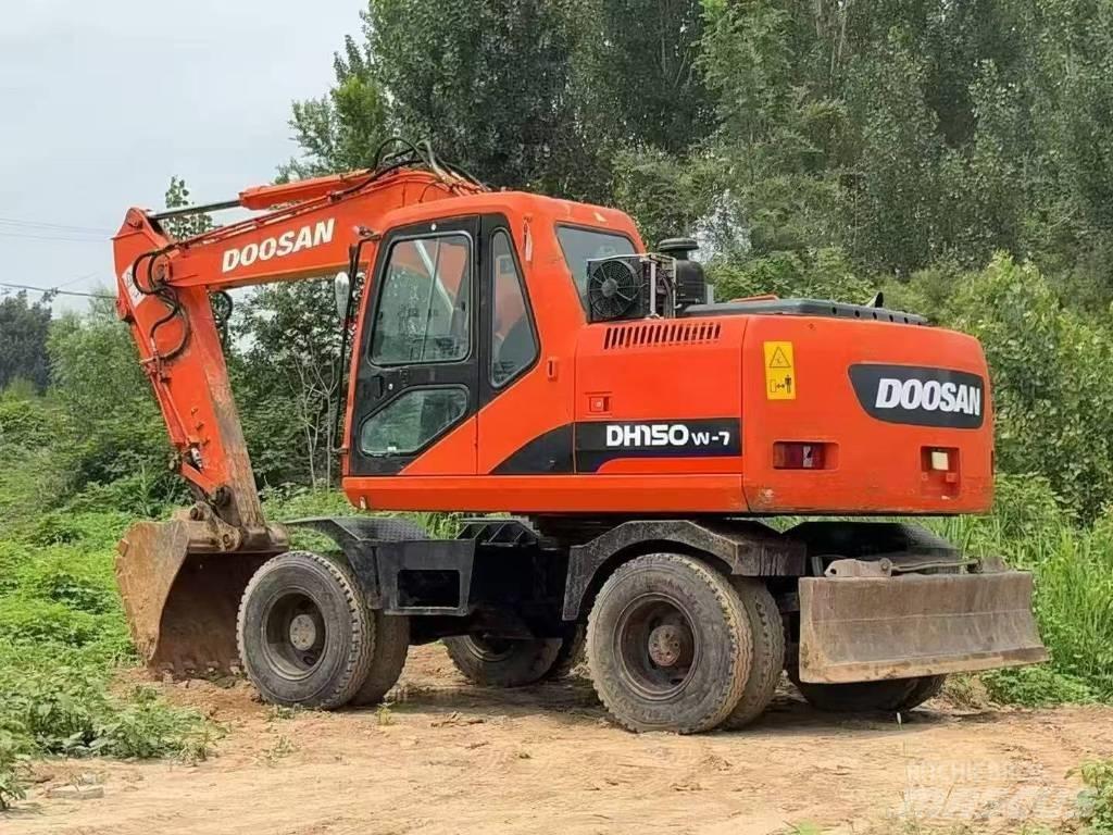 Doosan 150 W-7 Mobilbagger