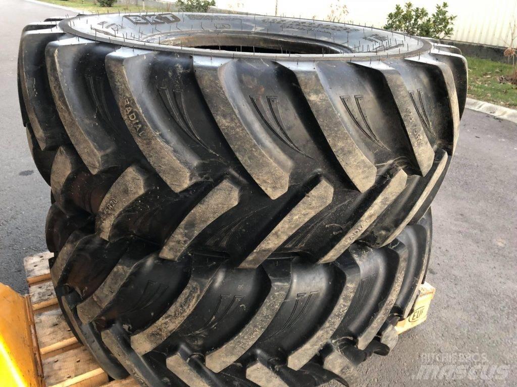 BKT 425/75R20 Reifen