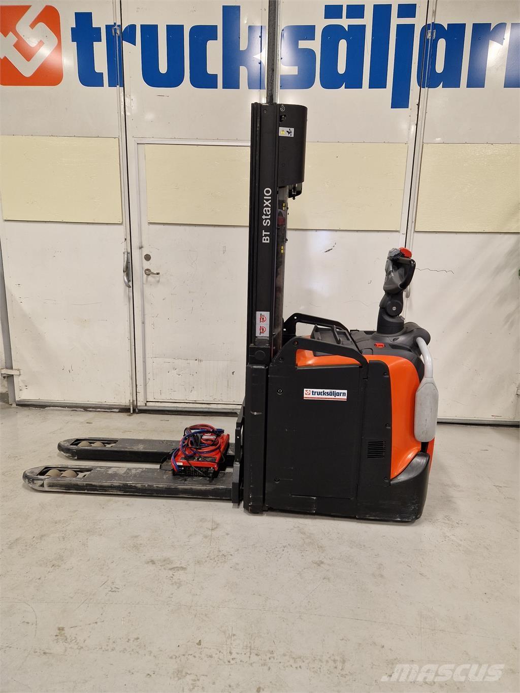 Toyota SPE120L Zelfrijdende stapelaars