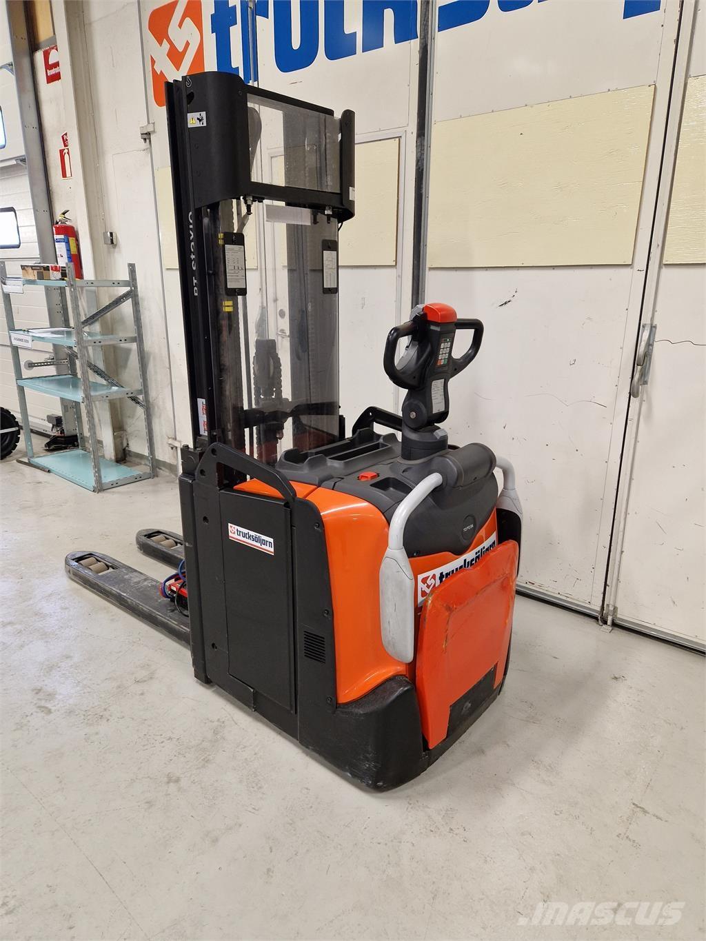 Toyota SPE120L Zelfrijdende stapelaars