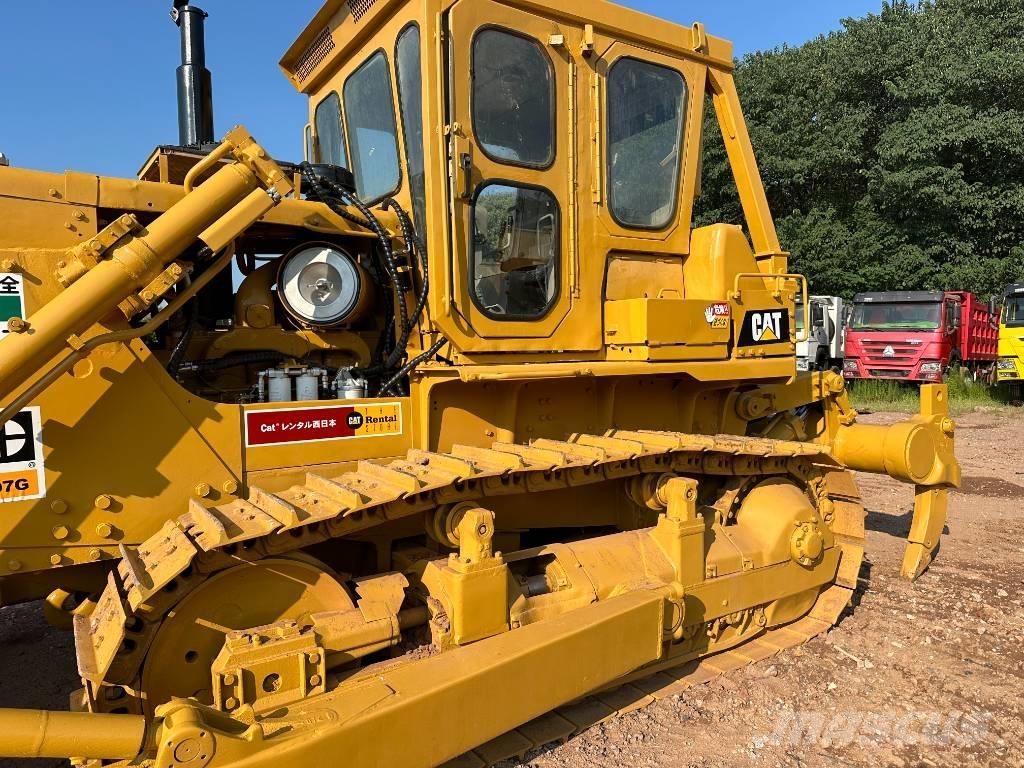 CAT D7G Bulldozer