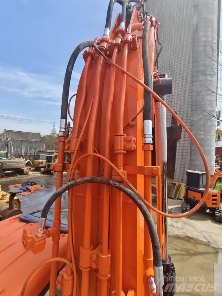 Doosan DX 225 LC Raupenbagger