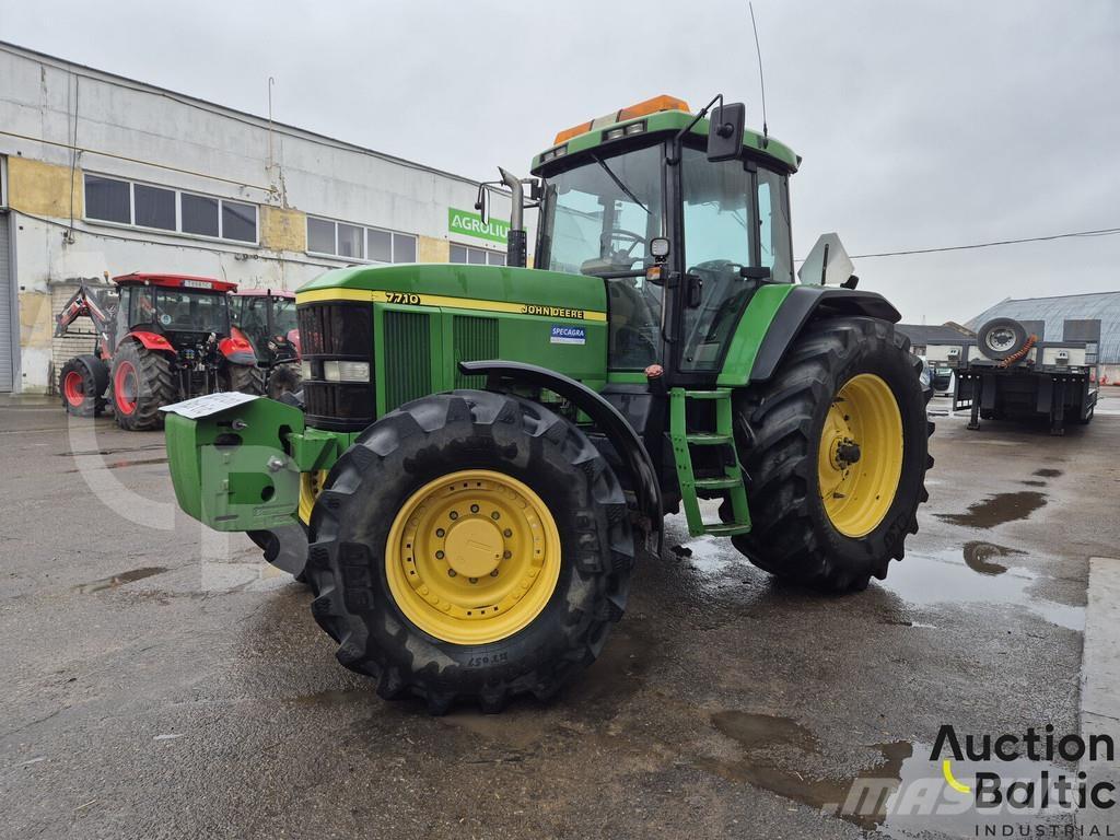 John Deere 7710 Traktoren